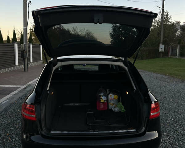 Ауді А4 2008 у Жовкві на Automoto.ua Чорний Ауді А4, об'ємом двигуна 1.8 л та пробігом 290 тис. км за 6500 $, фото 12 на Automoto.ua