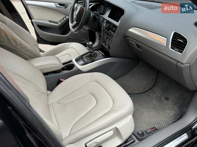 Черный Ауди А4, объемом двигателя 1.8 л и пробегом 239 тыс. км за 10000 $, фото 1 на Automoto.ua