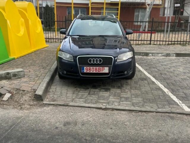 Черный Ауди А4, объемом двигателя 2 л и пробегом 265 тыс. км за 3600 $, фото 1 на Automoto.ua