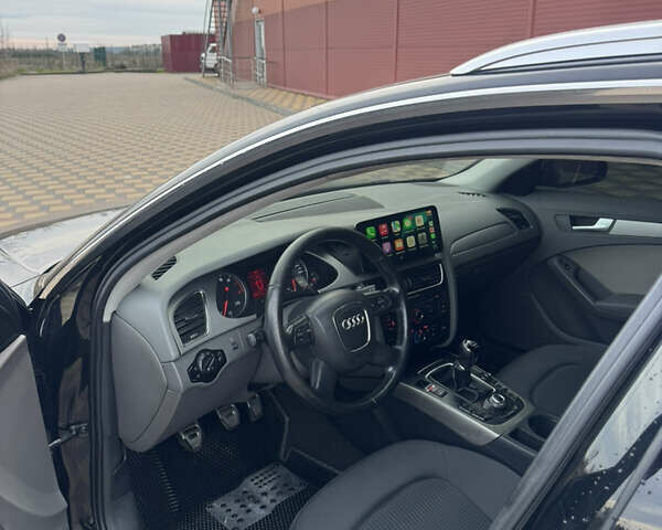 Чорний Ауді А4, об'ємом двигуна 1.8 л та пробігом 250 тис. км за 7300 $, фото 29 на Automoto.ua