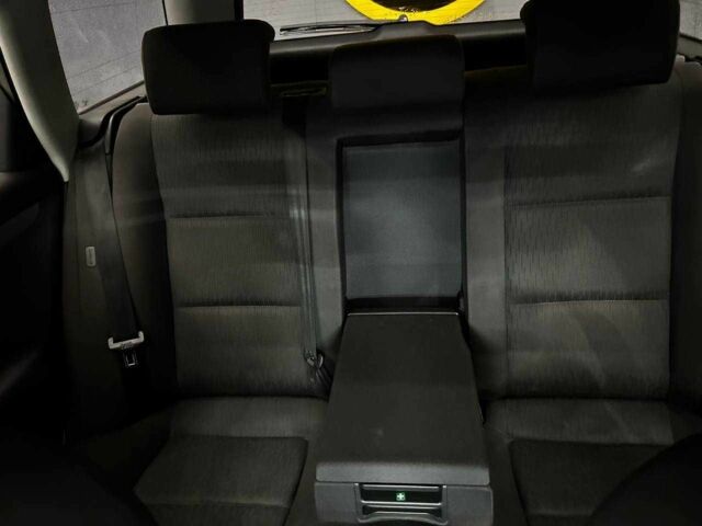 Чорний Ауді А4, об'ємом двигуна 2 л та пробігом 297 тис. км за 7700 $, фото 14 на Automoto.ua