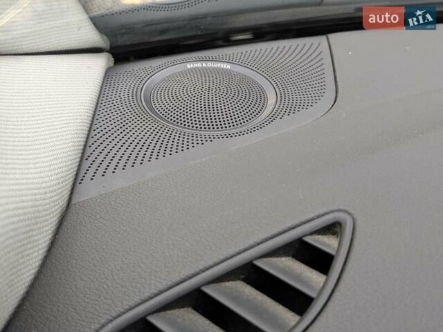 Черный Ауди А4, объемом двигателя 1.8 л и пробегом 220 тыс. км за 8900 $, фото 38 на Automoto.ua