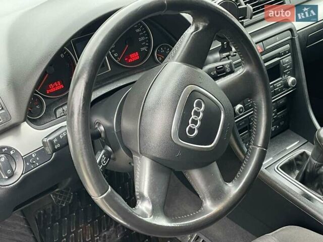 Черный Ауди А4, объемом двигателя 1.6 л и пробегом 259 тыс. км за 6550 $, фото 15 на Automoto.ua