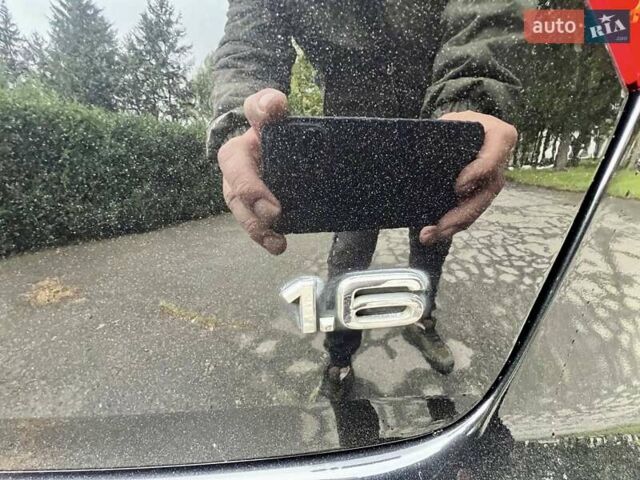 Черный Ауди А4, объемом двигателя 1.6 л и пробегом 242 тыс. км за 8300 $, фото 36 на Automoto.ua