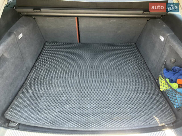 Черный Ауди А4, объемом двигателя 2 л и пробегом 209 тыс. км за 10000 $, фото 29 на Automoto.ua