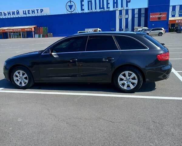 Черный Ауди А4, объемом двигателя 1.8 л и пробегом 186 тыс. км за 8680 $, фото 5 на Automoto.ua