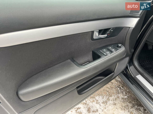 Чорний Ауді А4, об'ємом двигуна 1.6 л та пробігом 265 тис. км за 7200 $, фото 21 на Automoto.ua