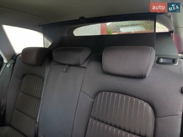 Чорний Ауді А4, об'ємом двигуна 0 л та пробігом 220 тис. км за 8700 $, фото 5 на Automoto.ua