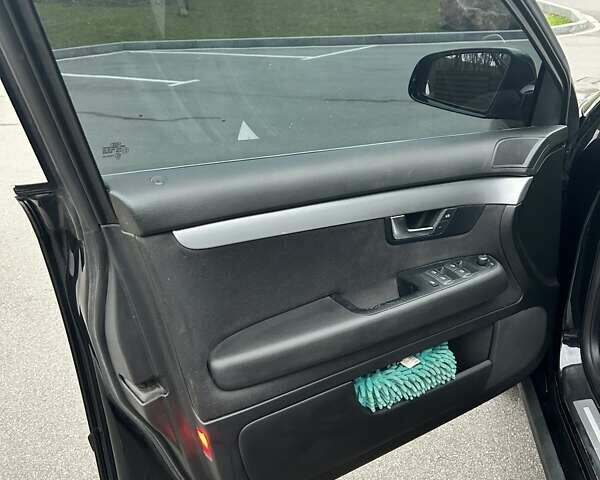 Черный Ауди А4, объемом двигателя 1.6 л и пробегом 197 тыс. км за 6950 $, фото 7 на Automoto.ua