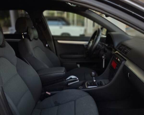 Черный Ауди А4, объемом двигателя 1.97 л и пробегом 308 тыс. км за 7500 $, фото 5 на Automoto.ua