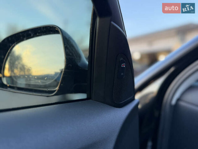 Чорний Ауді А4, об'ємом двигуна 3.2 л та пробігом 275 тис. км за 8700 $, фото 7 на Automoto.ua