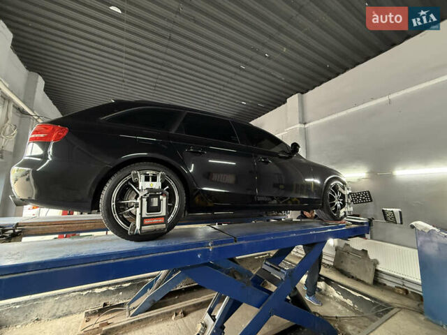 Чорний Ауді А4, об'ємом двигуна 3.2 л та пробігом 275 тис. км за 8700 $, фото 10 на Automoto.ua