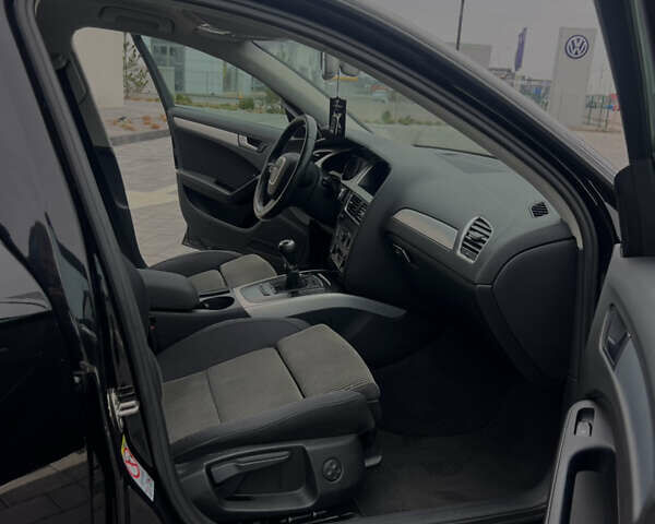 Черный Ауди А4, объемом двигателя 2 л и пробегом 190 тыс. км за 7500 $, фото 9 на Automoto.ua