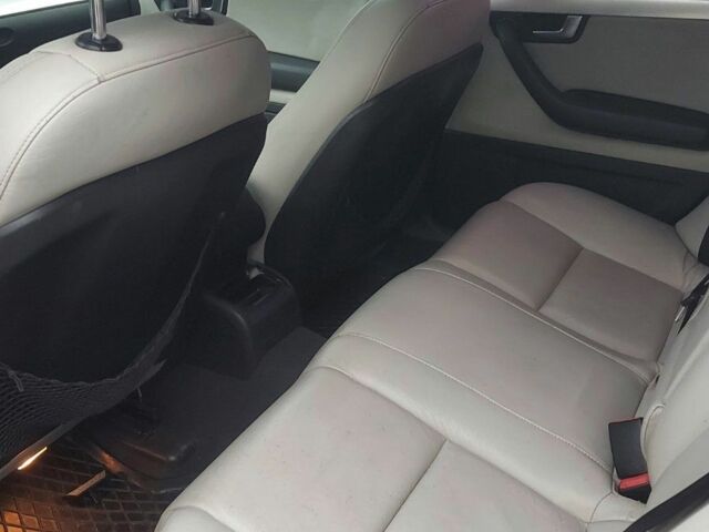 Черный Ауди А4, объемом двигателя 3 л и пробегом 370 тыс. км за 3849 $, фото 8 на Automoto.ua