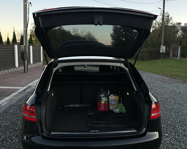 Ауді А4 2008 у Жовкві на Automoto.ua Чорний Ауді А4, об'ємом двигуна 1.8 л та пробігом 290 тис. км за 6500 $, фото 13 на Automoto.ua