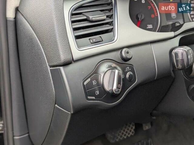 Черный Ауди А4, объемом двигателя 1.8 л и пробегом 220 тыс. км за 8900 $, фото 35 на Automoto.ua