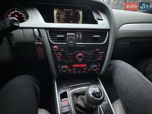 Черный Ауди А4, объемом двигателя 1.8 л и пробегом 239 тыс. км за 10000 $, фото 9 на Automoto.ua