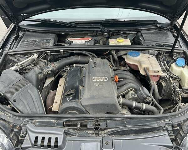 Черный Ауди А4, объемом двигателя 1.6 л и пробегом 197 тыс. км за 6950 $, фото 10 на Automoto.ua