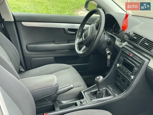 Черный Ауди А4, объемом двигателя 1.6 л и пробегом 259 тыс. км за 6550 $, фото 8 на Automoto.ua