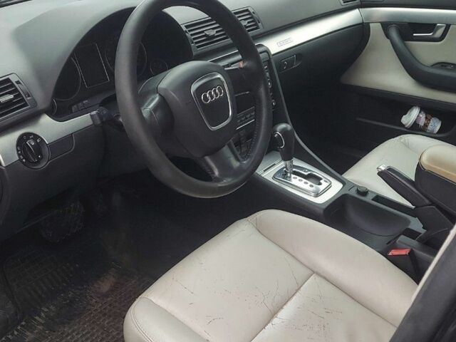 Черный Ауди А4, объемом двигателя 3 л и пробегом 370 тыс. км за 3849 $, фото 4 на Automoto.ua