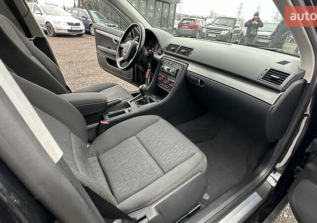 Чорний Ауді А4, об'ємом двигуна 1.6 л та пробігом 200 тис. км за 7999 $, фото 29 на Automoto.ua