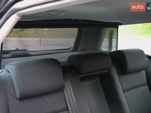 Чорний Ауді А4, об'ємом двигуна 1.6 л та пробігом 193 тис. км за 8555 $, фото 23 на Automoto.ua