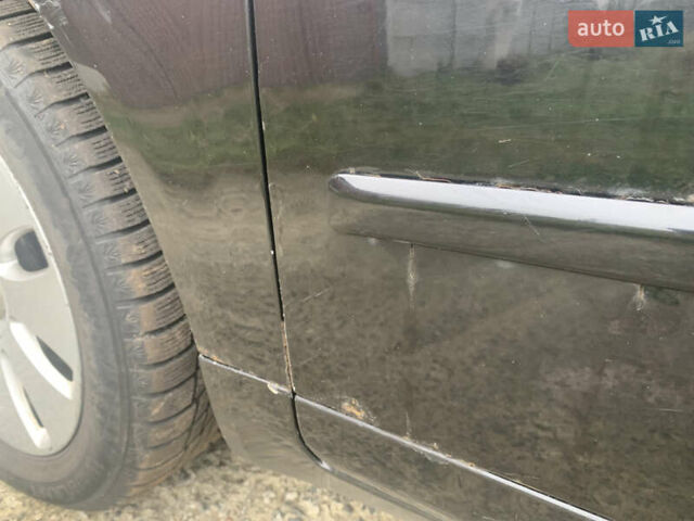 Чорний Ауді А4, об'ємом двигуна 1.97 л та пробігом 221 тис. км за 7000 $, фото 10 на Automoto.ua