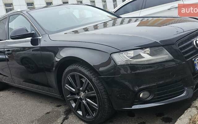 Черный Ауди А4, объемом двигателя 1.8 л и пробегом 255 тыс. км за 8999 $, фото 4 на Automoto.ua