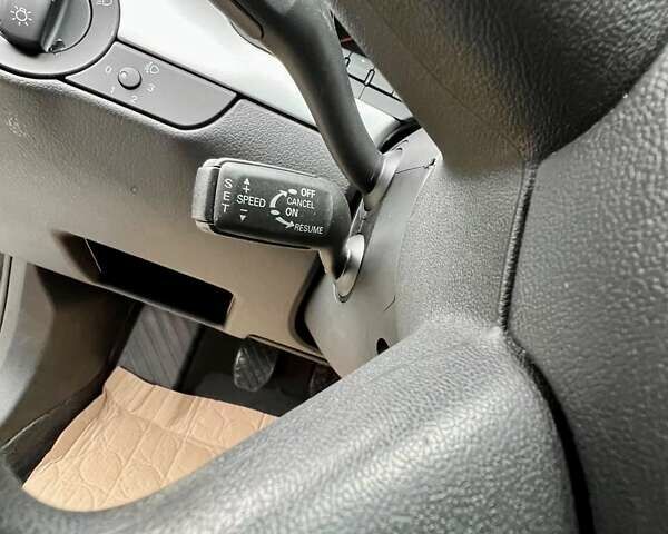 Черный Ауди А4, объемом двигателя 1.6 л и пробегом 242 тыс. км за 8300 $, фото 64 на Automoto.ua
