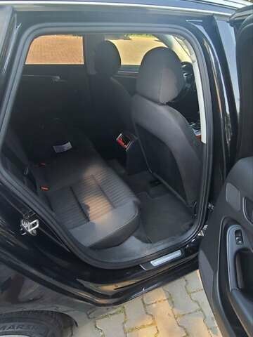 Черный Ауди А4, объемом двигателя 1.8 л и пробегом 216 тыс. км за 8800 $, фото 13 на Automoto.ua