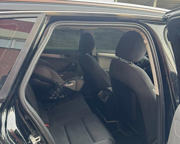 Чорний Ауді А4, об'ємом двигуна 1.8 л та пробігом 250 тис. км за 7300 $, фото 26 на Automoto.ua