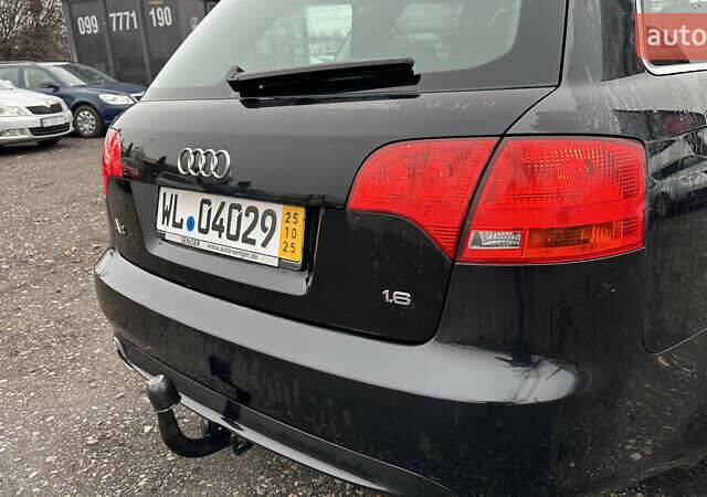Чорний Ауді А4, об'ємом двигуна 1.6 л та пробігом 200 тис. км за 7999 $, фото 12 на Automoto.ua
