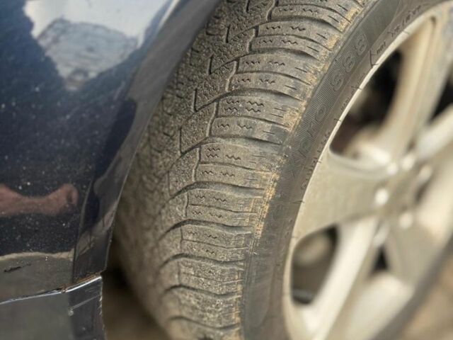 Черный Ауди А4, объемом двигателя 2 л и пробегом 265 тыс. км за 3600 $, фото 9 на Automoto.ua