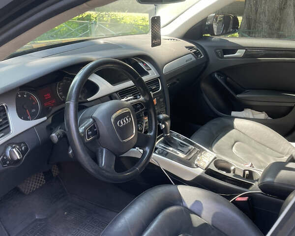 Чорний Ауді А4, об'ємом двигуна 1.98 л та пробігом 240 тис. км за 10000 $, фото 4 на Automoto.ua