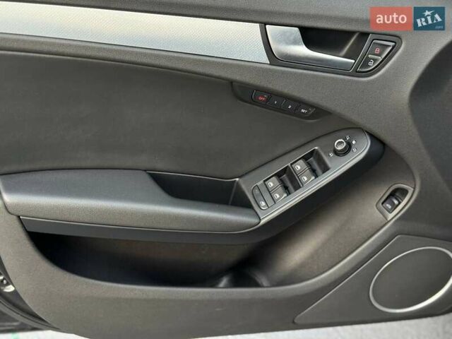 Чорний Ауді А4, об'ємом двигуна 2.7 л та пробігом 245 тис. км за 8999 $, фото 9 на Automoto.ua