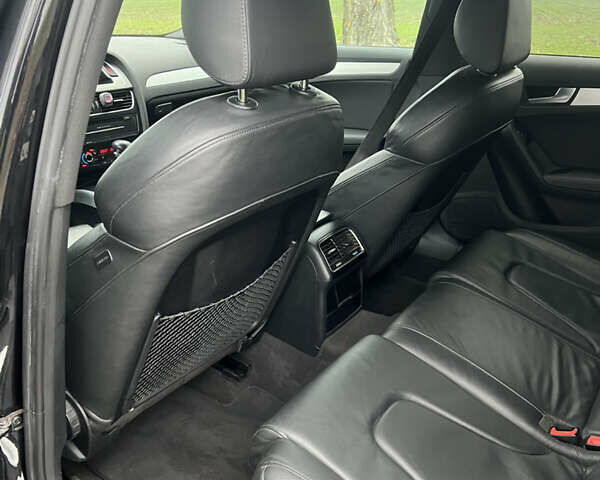 Чорний Ауді А4, об'ємом двигуна 2 л та пробігом 190 тис. км за 10700 $, фото 25 на Automoto.ua