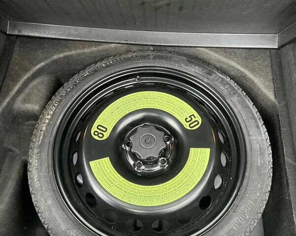 Чорний Ауді А4, об'ємом двигуна 2 л та пробігом 190 тис. км за 10700 $, фото 34 на Automoto.ua