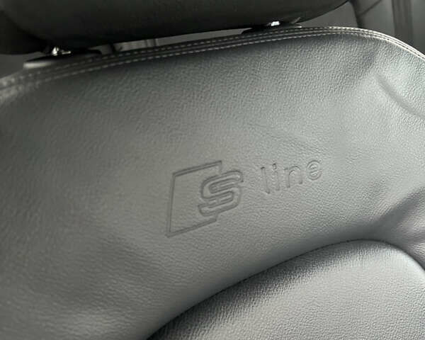 Чорний Ауді А4, об'ємом двигуна 2 л та пробігом 190 тис. км за 10700 $, фото 44 на Automoto.ua