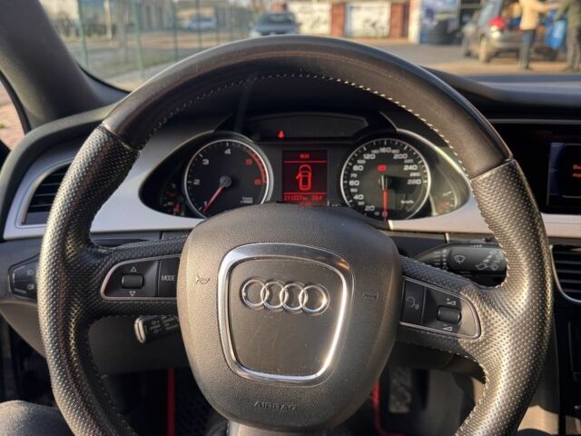 Черный Ауди А4, объемом двигателя 2 л и пробегом 211 тыс. км за 12000 $, фото 5 на Automoto.ua