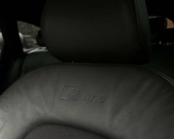 Чорний Ауді А4, об'ємом двигуна 1.8 л та пробігом 230 тис. км за 8850 $, фото 3 на Automoto.ua