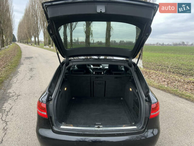 Чорний Ауді А4, об'ємом двигуна 2 л та пробігом 190 тис. км за 10700 $, фото 32 на Automoto.ua