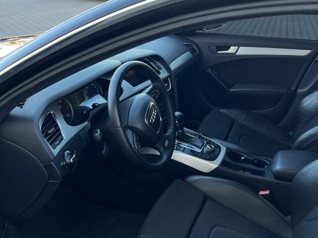 Чорний Ауді А4, об'ємом двигуна 1.8 л та пробігом 230 тис. км за 8800 $, фото 16 на Automoto.ua