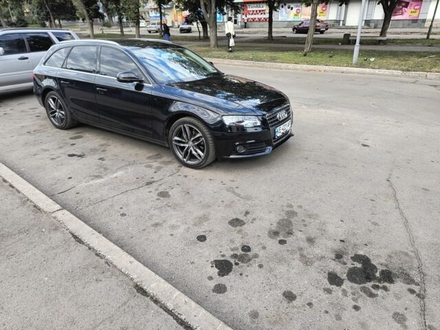 Черный Ауди А4, объемом двигателя 1.8 л и пробегом 223 тыс. км за 9000 $, фото 8 на Automoto.ua