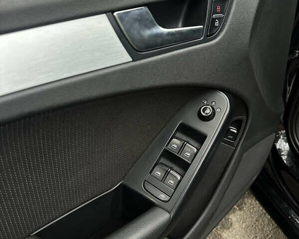 Чорний Ауді А4, об'ємом двигуна 1.8 л та пробігом 230 тис. км за 8850 $, фото 9 на Automoto.ua