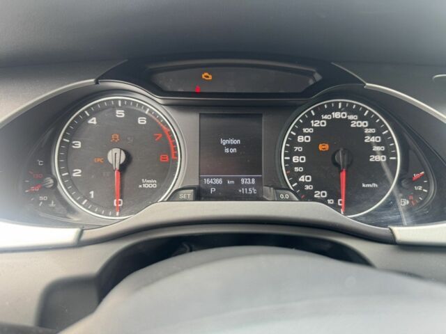 Чорний Ауді А4, об'ємом двигуна 0 л та пробігом 150 тис. км за 9600 $, фото 6 на Automoto.ua