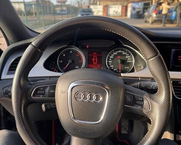 Черный Ауди А4, объемом двигателя 2 л и пробегом 211 тыс. км за 12000 $, фото 3 на Automoto.ua