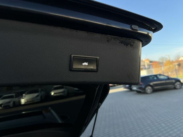 Чорний Ауді А4, об'ємом двигуна 1.8 л та пробігом 230 тис. км за 8800 $, фото 22 на Automoto.ua