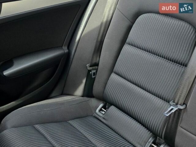 Черный Ауди А4, объемом двигателя 1.8 л и пробегом 194 тыс. км за 8500 $, фото 22 на Automoto.ua