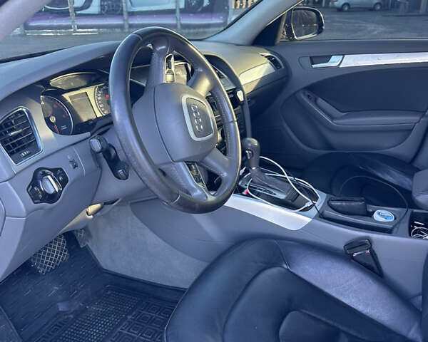 Чорний Ауді А4, об'ємом двигуна 1.98 л та пробігом 299 тис. км за 11000 $, фото 15 на Automoto.ua