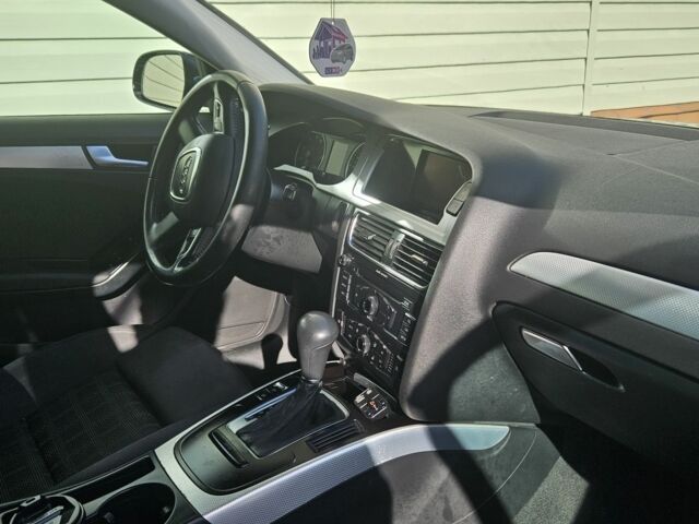 Чорний Ауді А4, об'ємом двигуна 0 л та пробігом 150 тис. км за 9600 $, фото 10 на Automoto.ua